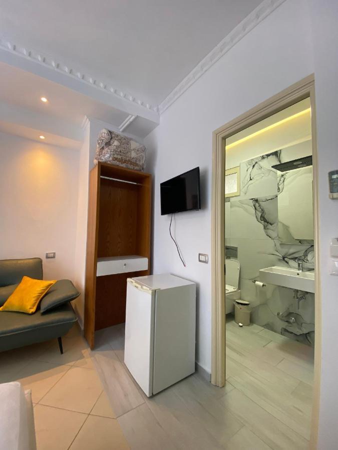 Hotel Kristal Борш Екстериор снимка