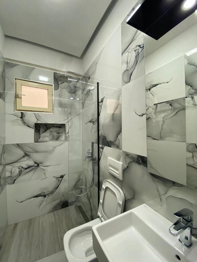 Hotel Kristal Борш Екстериор снимка